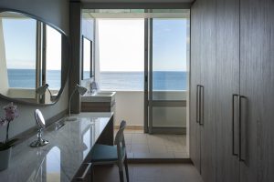 Bathroom Suite 3